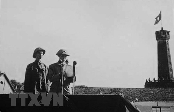 Kỷ niệm 69 năm Ngày Giải phóng Thủ đô: Hà Nội ngày khải hoàn - Ảnh 5. Kỷ niệm 69 năm Ngày Giải phóng Thủ đô: Hà Nội ngày khải hoàn - Ảnh 5.