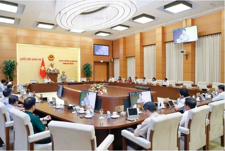 UBTVQH cho ý kiến về công tác lấy phiếu tín nhiệm đối với người giữ chức vụ do Quốc hội bầu - Ảnh 1. UBTVQH cho ý kiến về công tác lấy phiếu tín nhiệm đối với người giữ chức vụ do Quốc hội bầu - Ảnh 1.