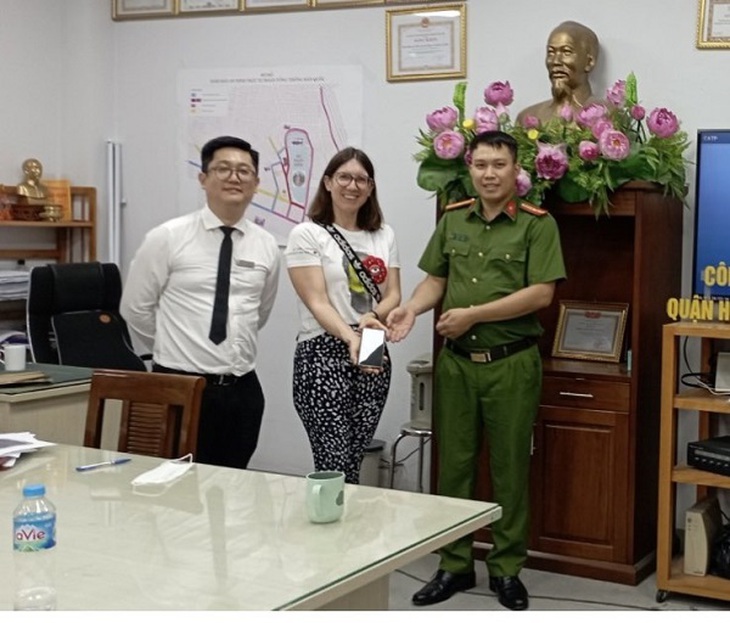 Triệt phá ổ nhóm dàn cảnh trộm cắp tài sản người nước ngoài - Ảnh 5.