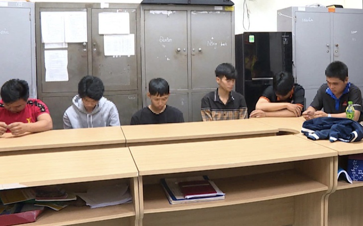 Khởi tố 6 thanh niên đua xe quay clip đăng TikTok