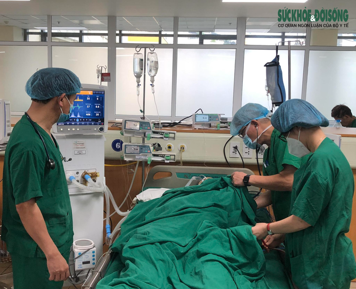 Dùng kỹ thuật cao nhất trong phẫu thuật tim phổi cứu bệnh nhân có khối u hiếm gặp gây bít tắc đường thở - Ảnh 2. Dùng kỹ thuật cao nhất trong phẫu thuật tim phổi cứu bệnh nhân có khối u hiếm gặp gây bít tắc đường thở - Ảnh 2.