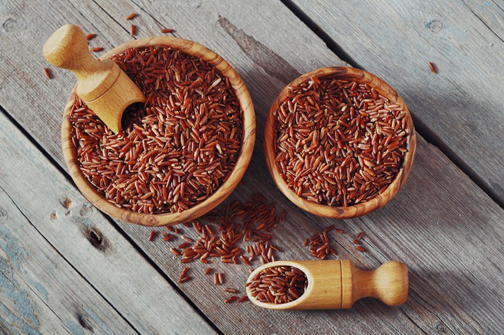 Lưu ý khi ăn gạo lứt đối với người bệnh đái tháo đường - Ảnh 2.