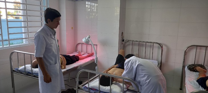 Bệnh nhân viêm gân cơ chóp xoay, bỏ qua các cơn đau, về sau sẽ bị hạn chế vận động khớp - Ảnh 2. Bệnh nhân viêm gân cơ chóp xoay, bỏ qua các cơn đau, về sau sẽ bị hạn chế vận động khớp - Ảnh 2.