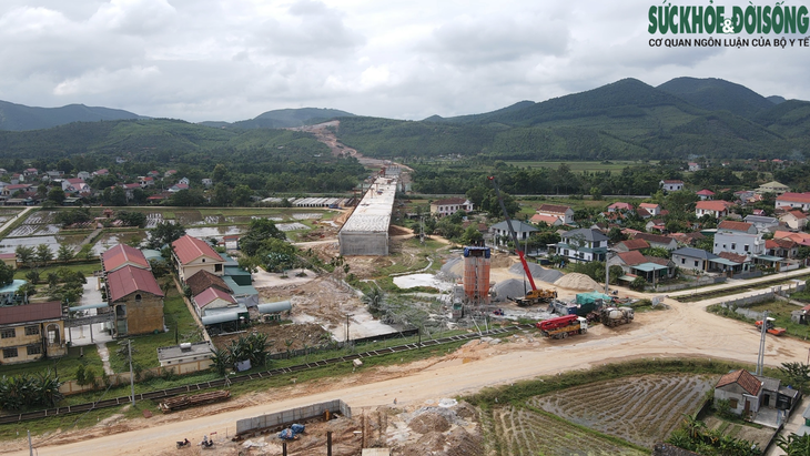 Thông tin mới vụ trạm trộn 'hành' khu dân cư và trường học - Ảnh 2.