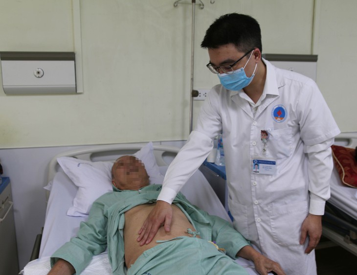 Bệnh viện Hữu Nghị thành lập Khoa Ngoại tiết niệu  - Ảnh 4.