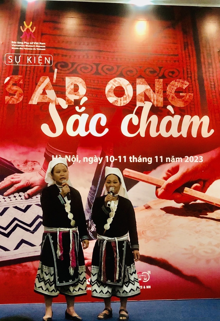 Trải nghiệm không gian 'Sáp ong - Sắc chàm' của dân tộc Mông và Dao- Ảnh 5.