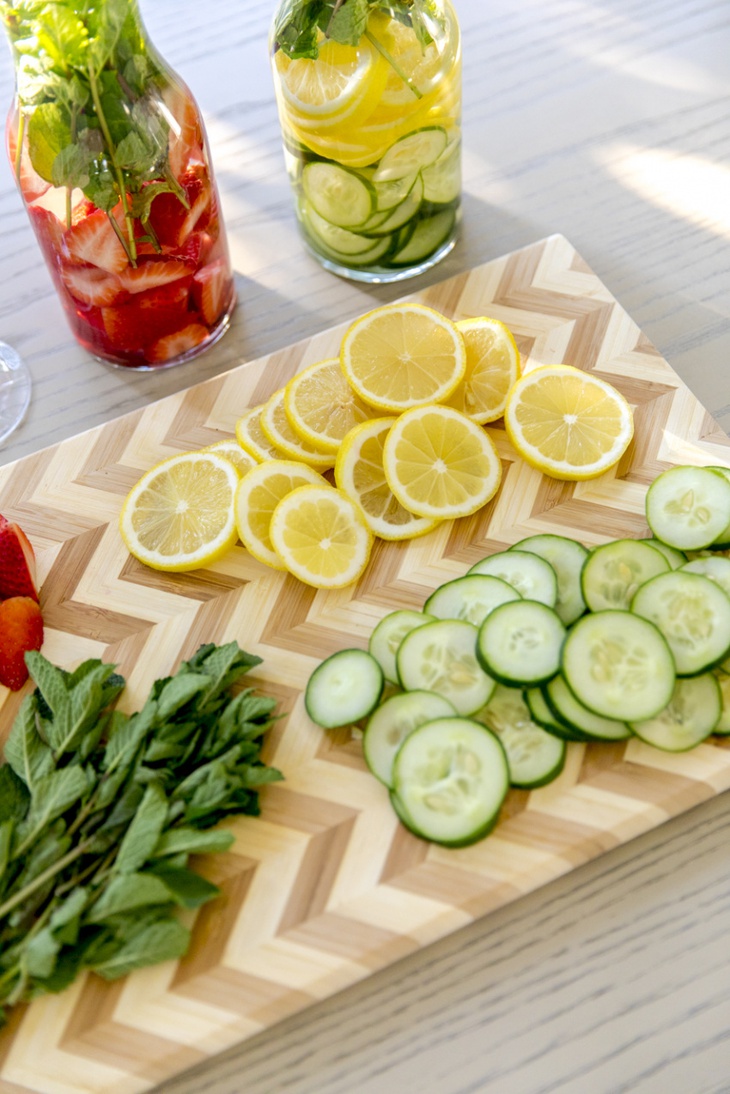 5 công thức nước detox giúp giảm cân, đốt cháy mỡ thừa - Ảnh 1.