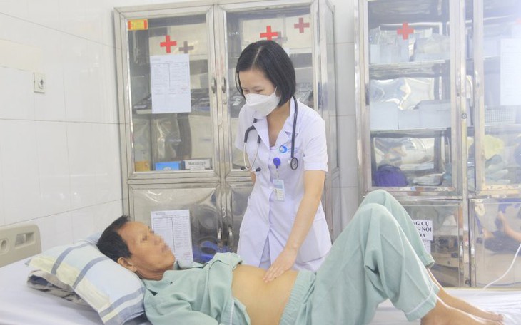 Thiếu máu trầm trọng do bị giun móc ký sinh