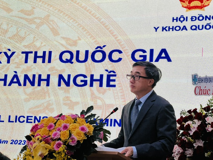 'Việt Nam cần có quy định về cấp giấy phép hành nghề cho bác sĩ để hội nhập quốc tế'- Ảnh 1.