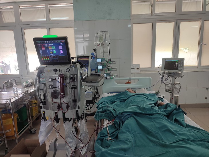 Kích hoạt báo động đỏ cứu sống bệnh nhân thủng tim do tai nạn- Ảnh 2. Kích hoạt báo động đỏ cứu sống bệnh nhân thủng tim do tai nạn- Ảnh 2.