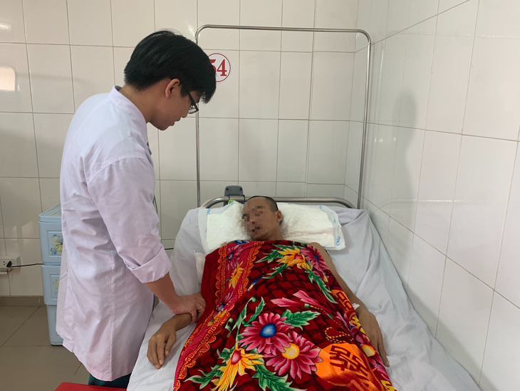 Kích hoạt báo động đỏ cứu sống bệnh nhân thủng tim do tai nạn- Ảnh 3. Kích hoạt báo động đỏ cứu sống bệnh nhân thủng tim do tai nạn- Ảnh 3.