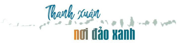 Cả thanh xuân mặc blouse trắng nơi đảo xa- Ảnh 1.