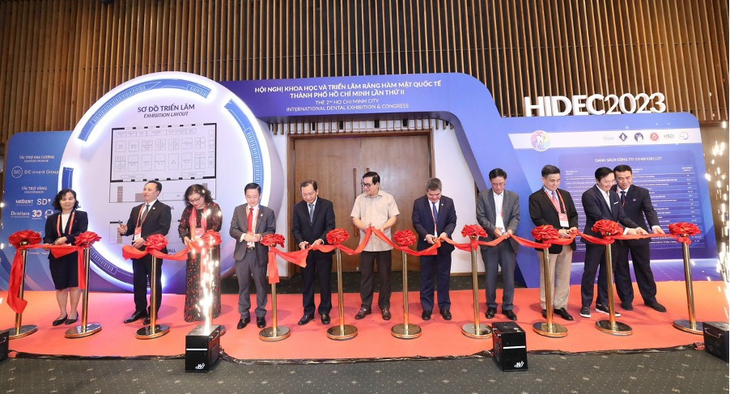 Ngành răng hàm mặt đạt mục tiêu không còn bệnh nhân phải ra nước ngoài chữa trị- Ảnh 1. Ngành răng hàm mặt đạt mục tiêu không còn bệnh nhân phải ra nước ngoài chữa trị- Ảnh 1.