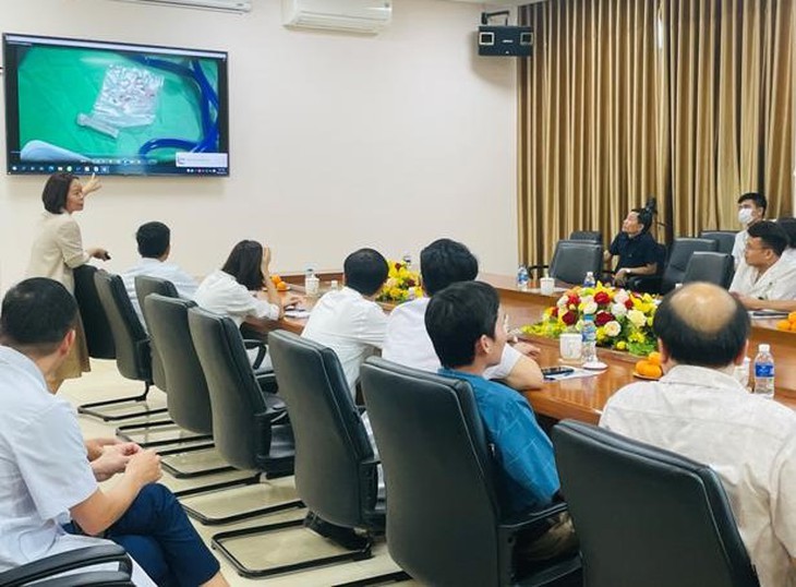 Chuyển giao kỹ thuật điều trị ung thư tuyến vú cho bệnh viện tuyến dưới- Ảnh 2. Chuyển giao kỹ thuật điều trị ung thư tuyến vú cho bệnh viện tuyến dưới- Ảnh 2.