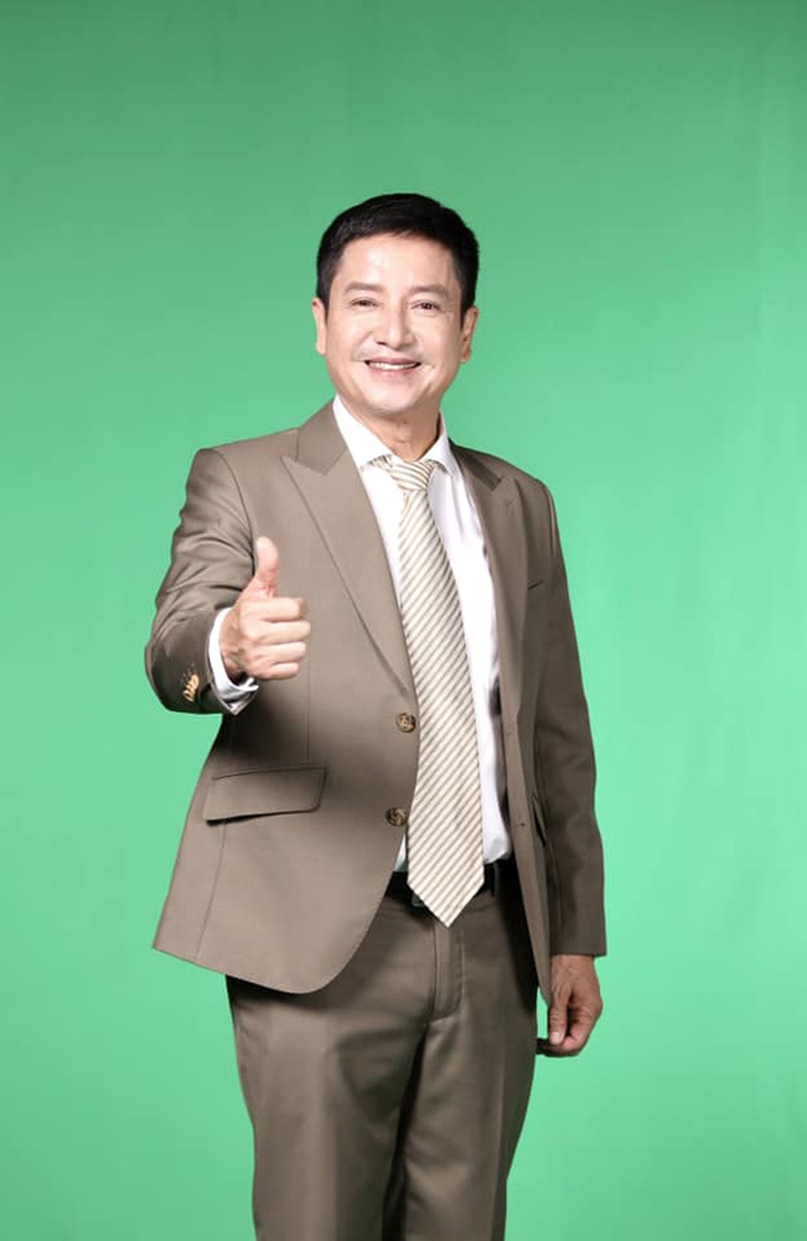Sao Việt yêu không vội cưới: NSƯT Chí Trung và bạn gái 'cứ sống chân thành mang lại cho nhau niềm vui là đủ'- Ảnh 1.