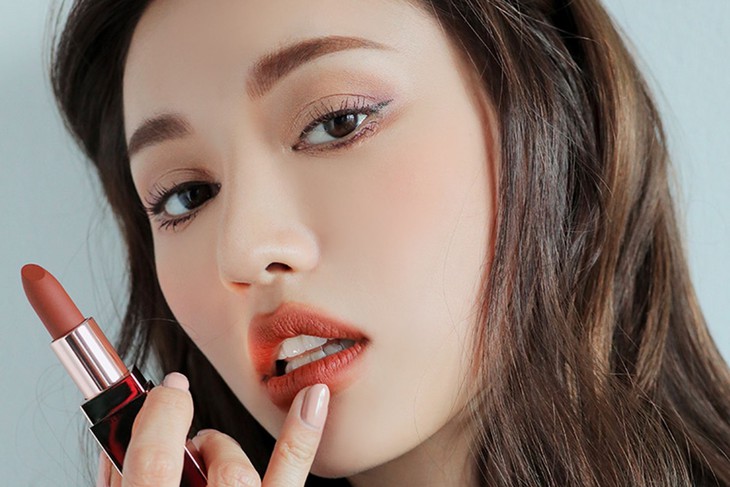 Săn mỹ phẩm giá "sốc" trong sự kiện 20/11 và Black Friday trên Vua Hàng Hiệu- Ảnh 3. Săn mỹ phẩm giá "sốc" trong sự kiện 20/11 và Black Friday trên Vua Hàng Hiệu- Ảnh 3.