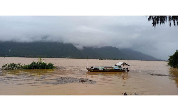 "Tôi ám ảnh cái cảnh chạy lũ này lắm, năm nào cũng vậy"