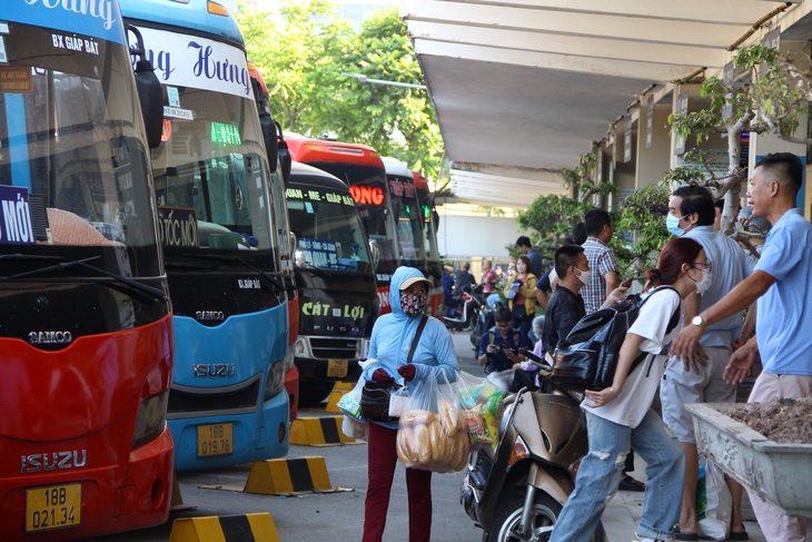 Bộ GTVT lập 4 đoàn kiểm tra hoạt động kinh doanh vận tải bằng xe ô tô trên toàn quốc- Ảnh 3. Bộ GTVT lập 4 đoàn kiểm tra hoạt động kinh doanh vận tải bằng xe ô tô trên toàn quốc- Ảnh 3.