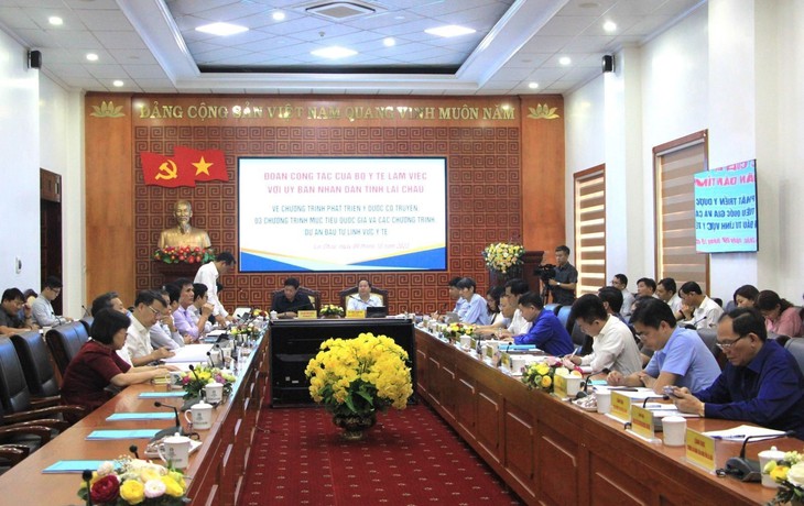 Lai Châu cần quan tâm đào tạo nguồn nhân lực cho hoạt động y học cổ truyền- Ảnh 2.