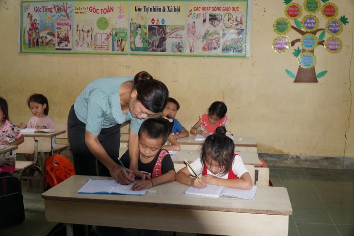 Nặng lòng với những học sinh vùng cao- Ảnh 6.