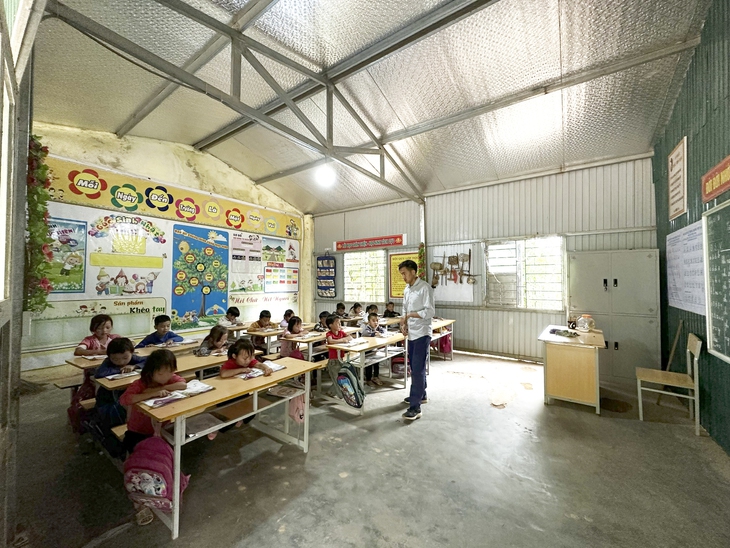 Nặng lòng với những học sinh vùng cao- Ảnh 2.