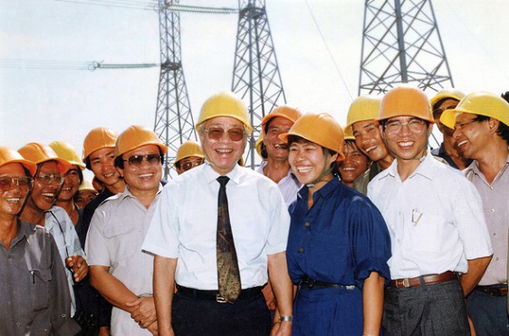 Đường dây 500kV Bắc - Nam mở đầu cho hiện đại hóa hệ thống truyền tải quốc gia- Ảnh 1.