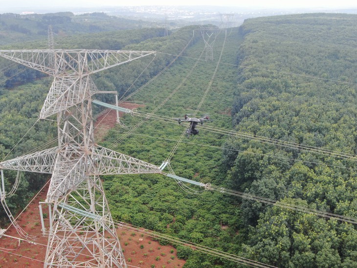 Đường dây 500kV Bắc - Nam mở đầu cho hiện đại hóa hệ thống truyền tải quốc gia- Ảnh 3.