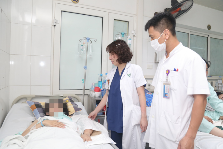 Bảng giá giường bệnh BHYT mới nhất được Bộ Y tế quy định thế nào?- Ảnh 1.