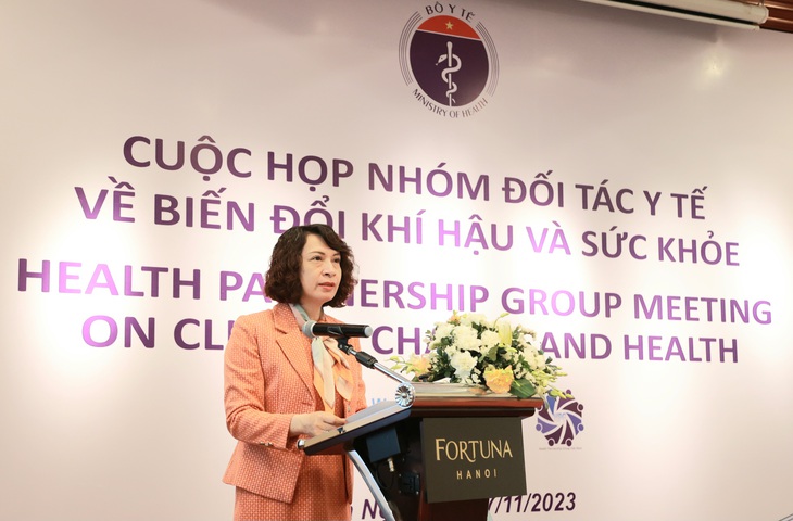 Thứ trưởng Bộ Y tế: Biến đổi khí hậu làm thay đổi mô hình lây truyền, mức độ các bệnh truyền nhiễm- Ảnh 1. Thứ trưởng Bộ Y tế: Biến đổi khí hậu làm thay đổi mô hình lây truyền, mức độ các bệnh truyền nhiễm- Ảnh 1.