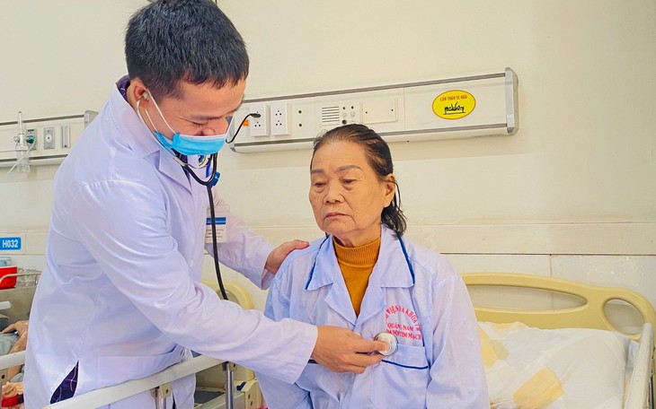 Bệnh nhân ngừng tim được hồi sinh ngoạn mục