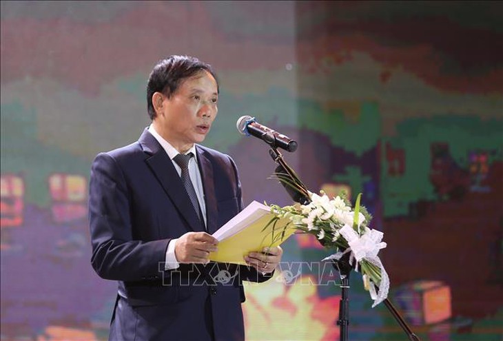 Tưởng niệm các nạn nhân tử vong do tai nạn giao thông tại Việt Nam năm 2023- Ảnh 3. Tưởng niệm các nạn nhân tử vong do tai nạn giao thông tại Việt Nam năm 2023- Ảnh 3.