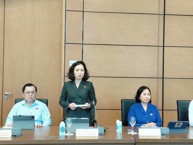 Chậm đóng, trốn đóng BHXH có thể bị hoãn xuất cảnh, tạm ngừng sử dụng hóa đơn - Ảnh 1.