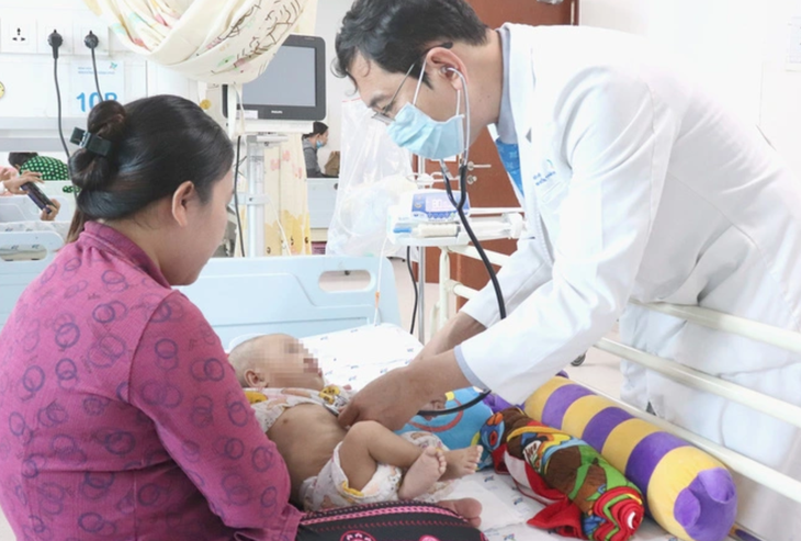 TPHCM gia tăng trẻ mắc bệnh hô hấp- Ảnh 1.