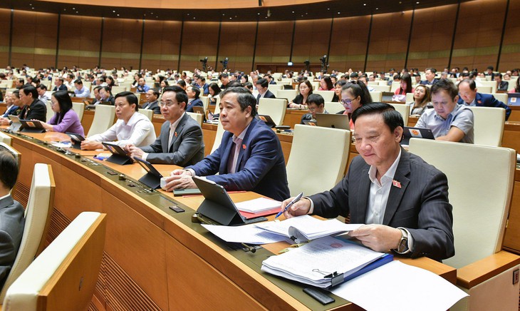 Bộ trưởng Đào Hồng Lan trả lời về vay, mượn vật tư y tế phục vụ chống dịch- Ảnh 2. Bộ trưởng Đào Hồng Lan trả lời về vay, mượn vật tư y tế phục vụ chống dịch- Ảnh 2.