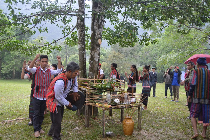 Bảo tồn, phát huy lễ hội của đồng bào Bru - Vân Kiều gắn với khai thác du lịch- Ảnh 3.