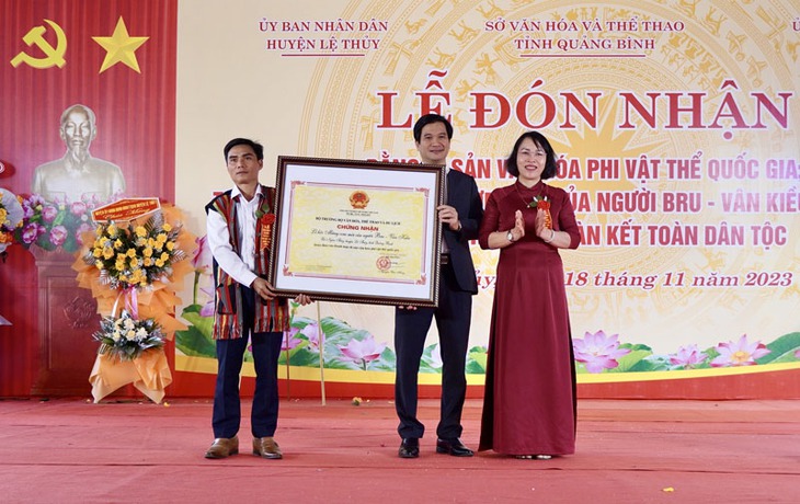 Bảo tồn, phát huy lễ hội của đồng bào Bru - Vân Kiều gắn với khai thác du lịch- Ảnh 5.