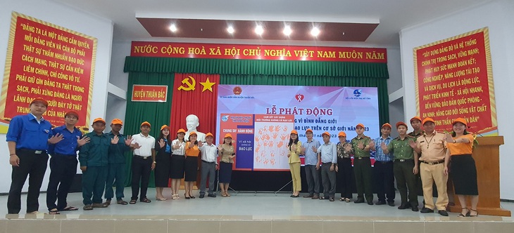 Đảm bảo an sinh xã hội, tăng quyền năng và tạo cơ hội cho phụ nữ và trẻ em gái- Ảnh 1. Đảm bảo an sinh xã hội, tăng quyền năng và tạo cơ hội cho phụ nữ và trẻ em gái- Ảnh 1.