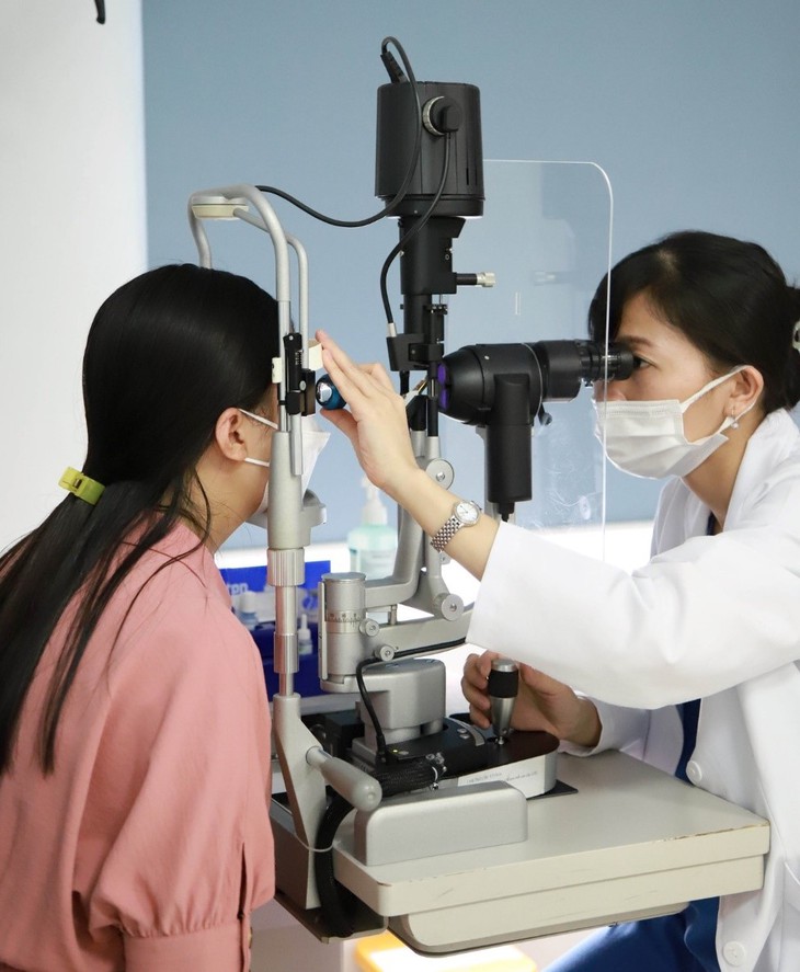 Cận bao nhiêu độ nên mổ mắt?- Ảnh 1. Cận bao nhiêu độ nên mổ mắt?- Ảnh 1.