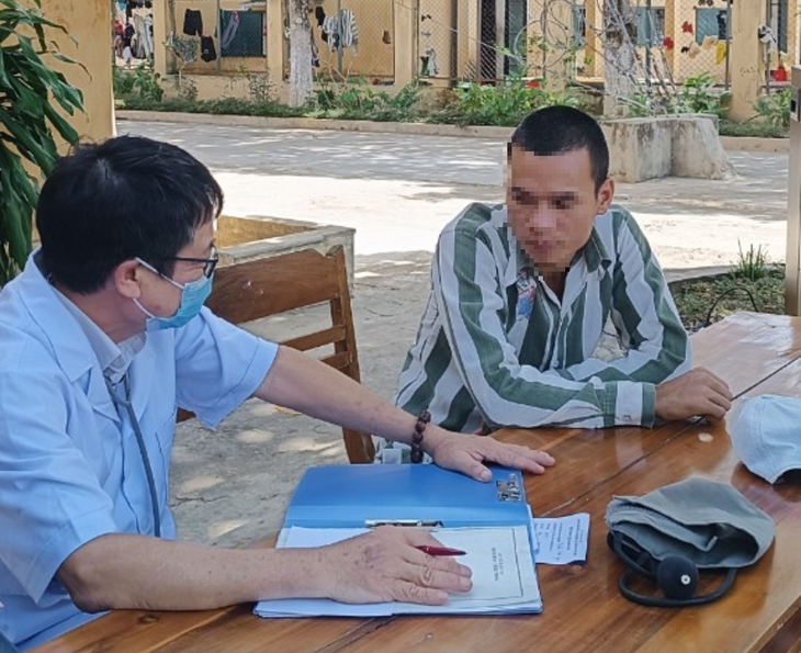 Bác sĩ thắp lửa hi vọng cho bệnh nhân nhiễm HIV- Ảnh 1.