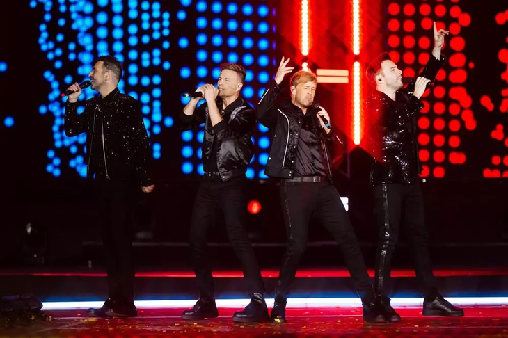 Bị 'tố' show diễn Westlife quảng cáo cá độ, tiền ảo, BTC nói gì?- Ảnh 3.