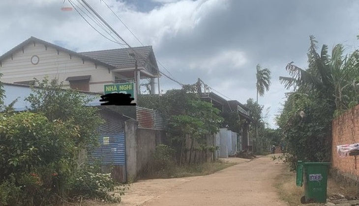 Xác minh vụ dùng súng ép người yêu tự tử trong nhà nghỉ- Ảnh 1. Xác minh vụ dùng súng ép người yêu tự tử trong nhà nghỉ- Ảnh 1.