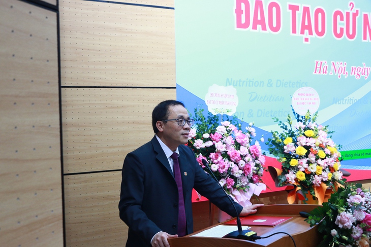 10 năm đào tạo cử nhân Dinh dưỡng: Cần tiếp tục phát huy đào tạo nguồn nhân lực chuyên sâu về dinh dưỡng- Ảnh 1. 10 năm đào tạo cử nhân Dinh dưỡng: Cần tiếp tục phát huy đào tạo nguồn nhân lực chuyên sâu về dinh dưỡng- Ảnh 1.