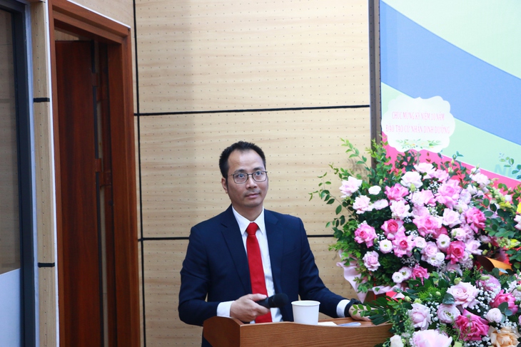 10 năm đào tạo cử nhân Dinh dưỡng: Cần tiếp tục phát huy đào tạo nguồn nhân lực chuyên sâu về dinh dưỡng- Ảnh 5. 10 năm đào tạo cử nhân Dinh dưỡng: Cần tiếp tục phát huy đào tạo nguồn nhân lực chuyên sâu về dinh dưỡng- Ảnh 5.