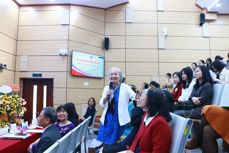 10 năm đào tạo cử nhân Dinh dưỡng: Cần tiếp tục phát huy đào tạo nguồn nhân lực chuyên sâu về dinh dưỡng- Ảnh 7. 10 năm đào tạo cử nhân Dinh dưỡng: Cần tiếp tục phát huy đào tạo nguồn nhân lực chuyên sâu về dinh dưỡng- Ảnh 7.