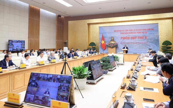 Thủ tướng chủ trì phiên họp Ban chỉ đạo thúc đẩy 86 dự án giao thông trọng điểm