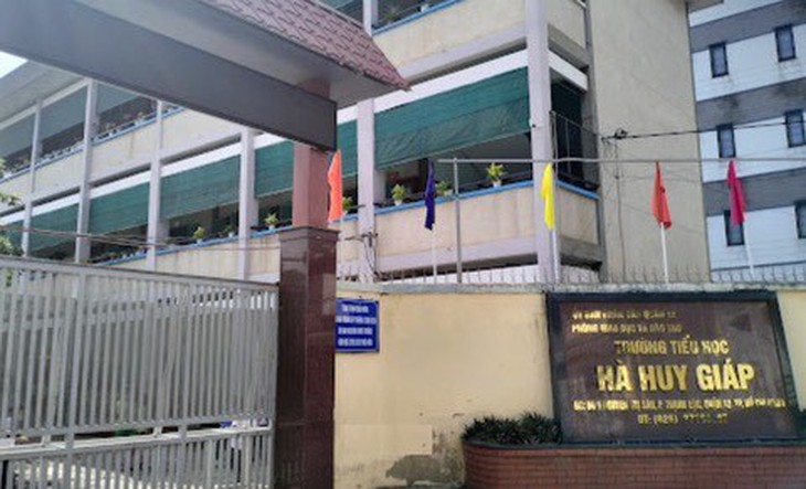 Vụ người phụ nữ cho tiền học sinh ở TPHCM: Không phải là dàn cảnh với ý đồ bắt cóc- Ảnh 1. Vụ người phụ nữ cho tiền học sinh ở TPHCM: Không phải là dàn cảnh với ý đồ bắt cóc- Ảnh 1.