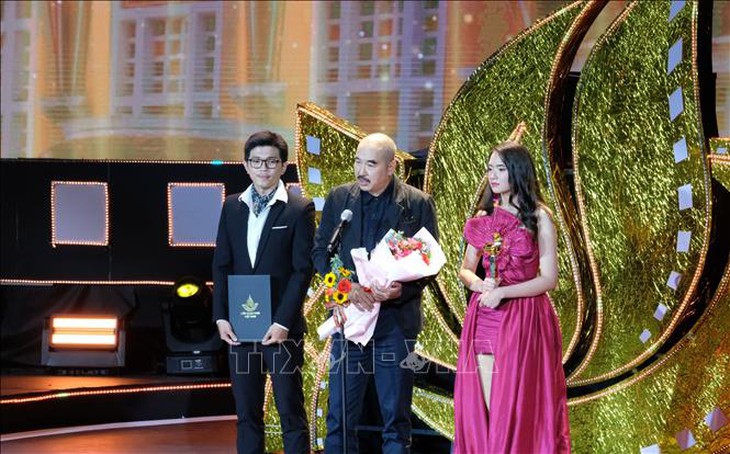 Liên hoan phim Việt Nam lần thứ XXIII: 'Tro tàn rực rỡ' đoạt giải Bông sen Vàng- Ảnh 2.