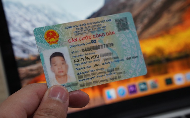 Có phải làm lại căn cước công dân sang thẻ căn cước mới?