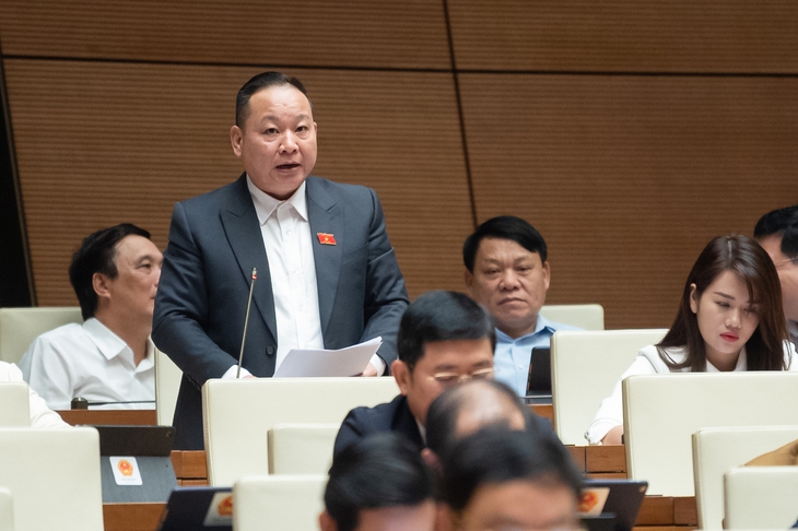 ĐBQH băn khoăn trước đề xuất khám, chữa bệnh y học gia đình, cấp cứu ngoại viện được hưởng BHYT- Ảnh 2. ĐBQH băn khoăn trước đề xuất khám, chữa bệnh y học gia đình, cấp cứu ngoại viện được hưởng BHYT- Ảnh 2.