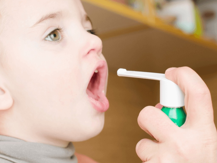 3 tiêu chí lựa chọn xịt ngừa sâu răng cho bé mà mẹ cần biết- Ảnh 1.